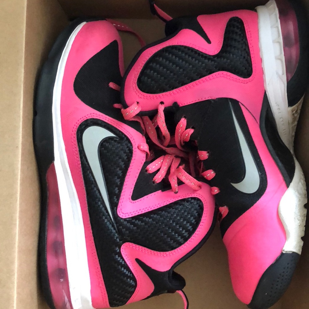 LeBron “laser pink”